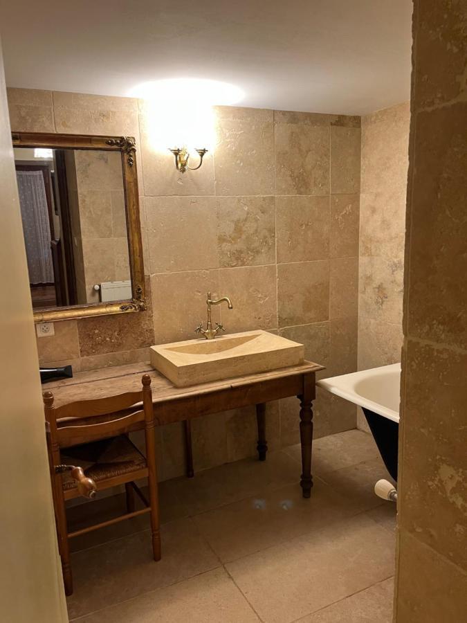 Retour Dans La Passe Villa Roche-en-Regnier Exteriör bild