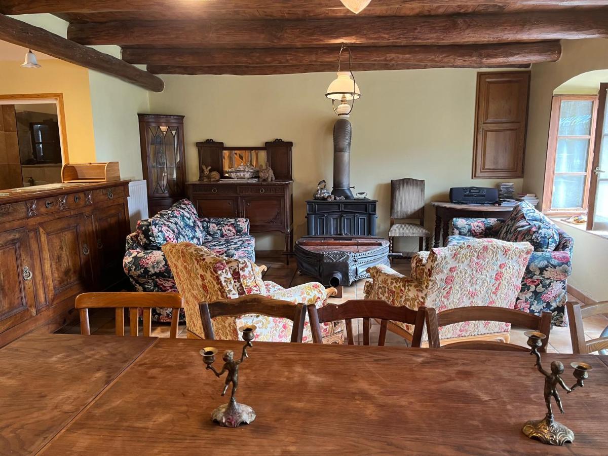 Retour Dans La Passe Villa Roche-en-Regnier Exteriör bild